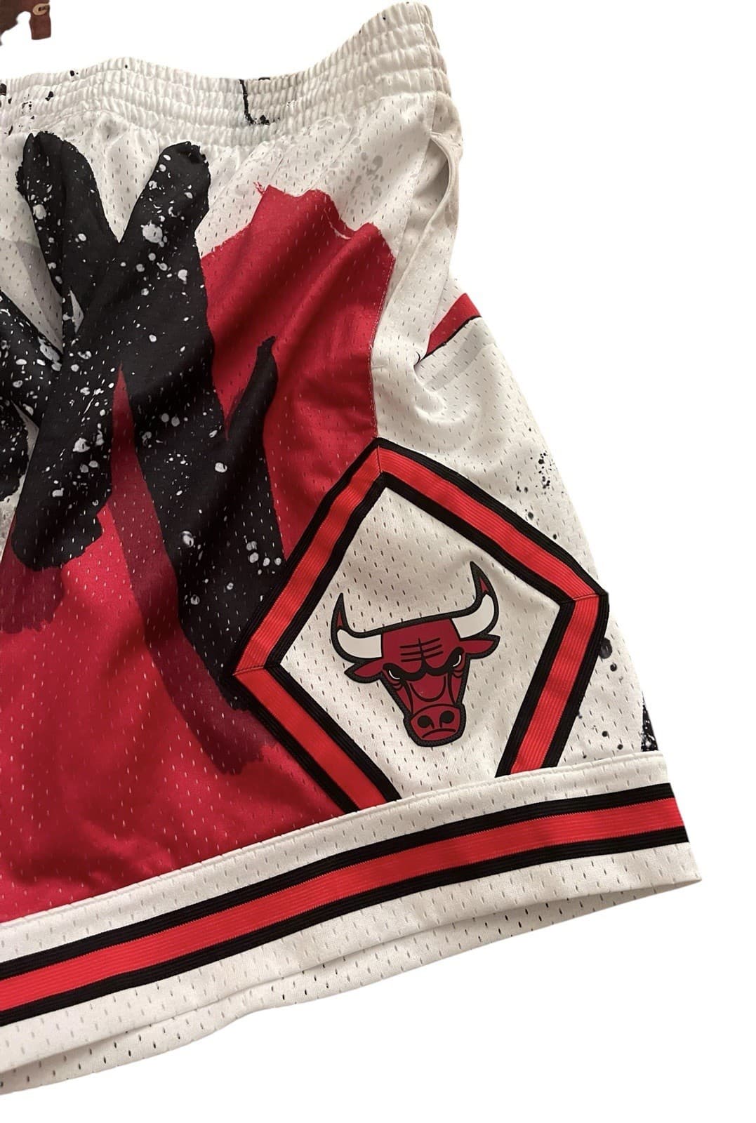 Mens Mitchell & Ness NBA Hyper Hoops Swingman Shorts- Chicago Bulls 1997 New - Thumbnail 8