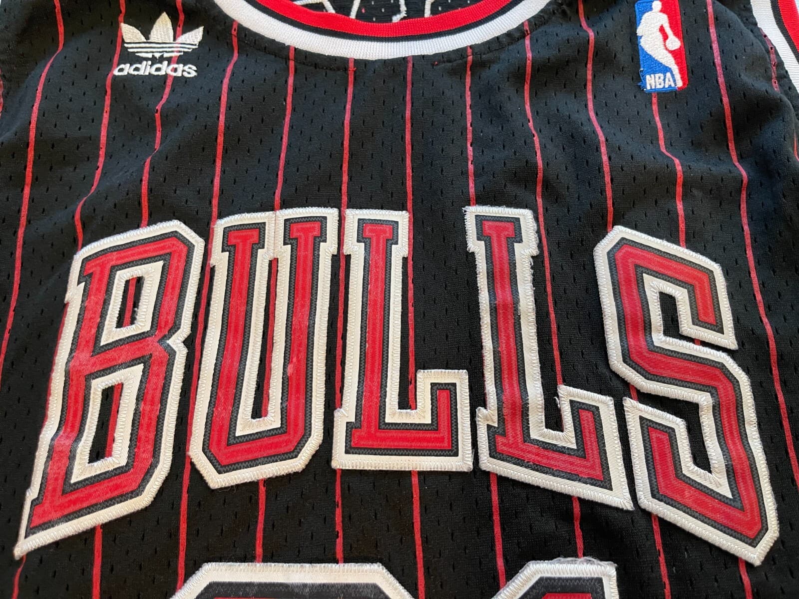 Adidas Authentics Chicago Bulls Dennis Rodman Black Pinstripe Jersey Sz XL - Thumbnail 6