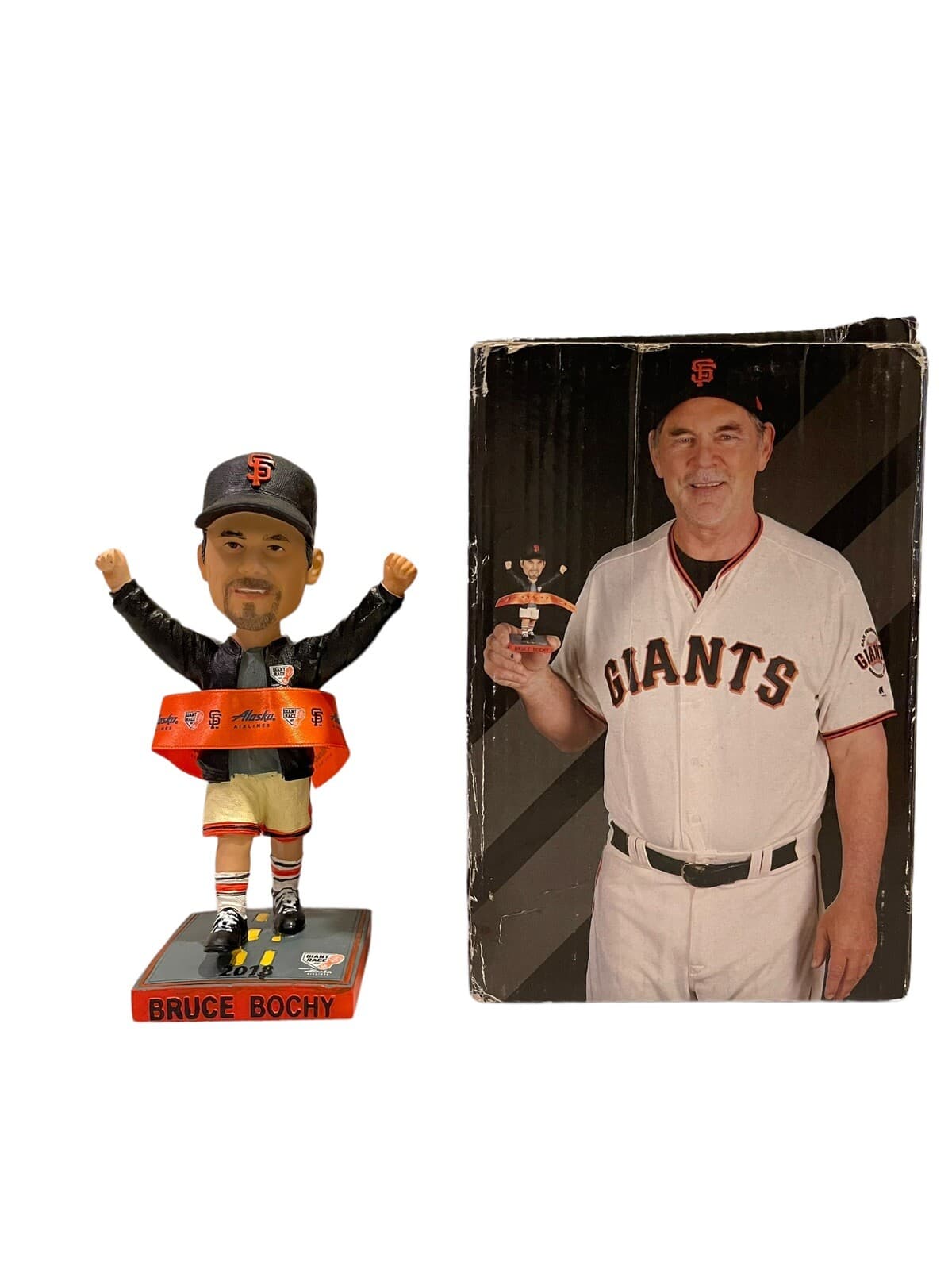 SF GIANTS 2018 Bruce Bochy Marathon runner Giants Race Special Bobblehead - Thumbnail 4