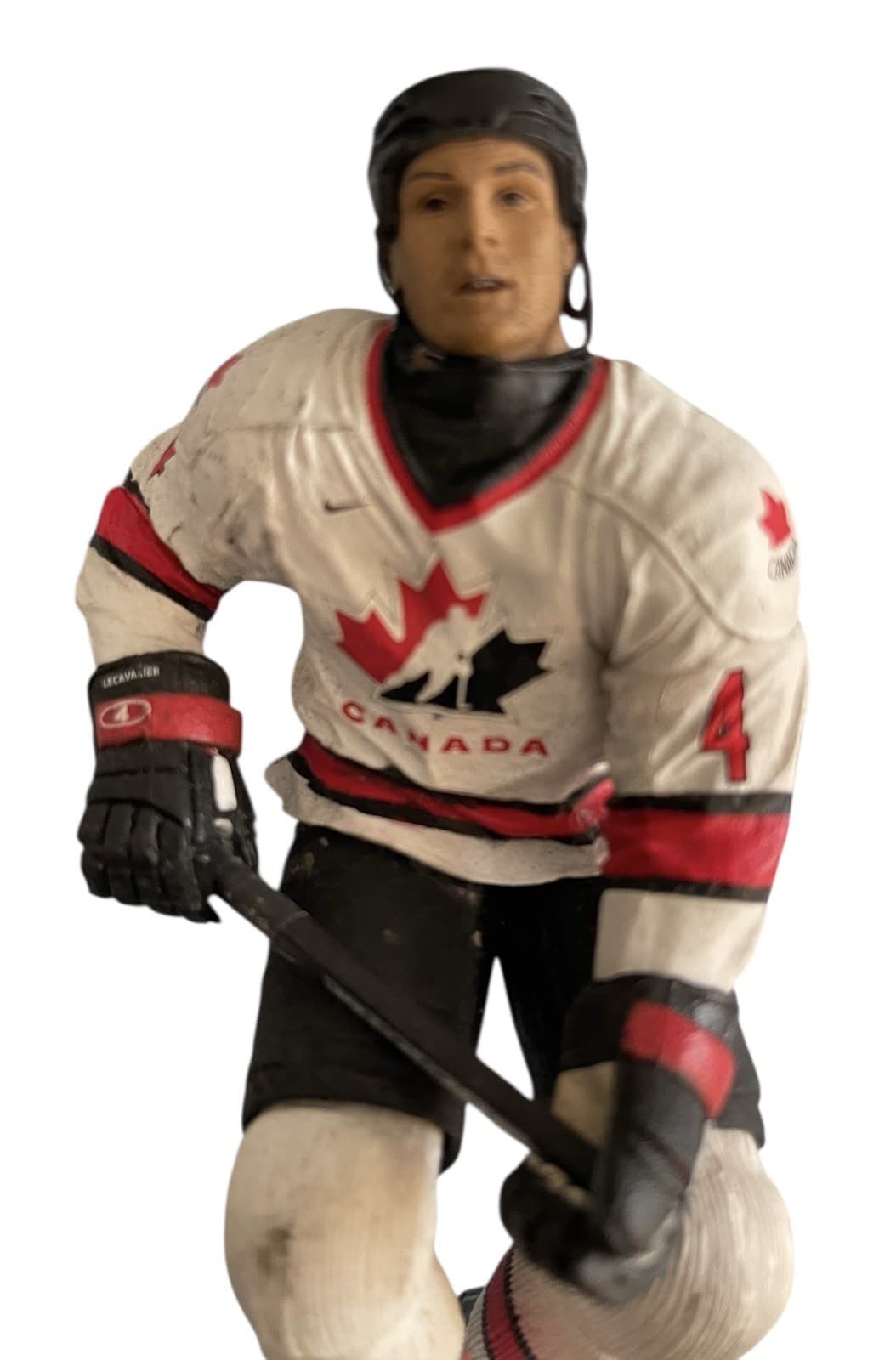 McFarlane Sports Picks Team Canada NHL 2004 VINCENT LECAVALIER 6” Figure - Thumbnail 2