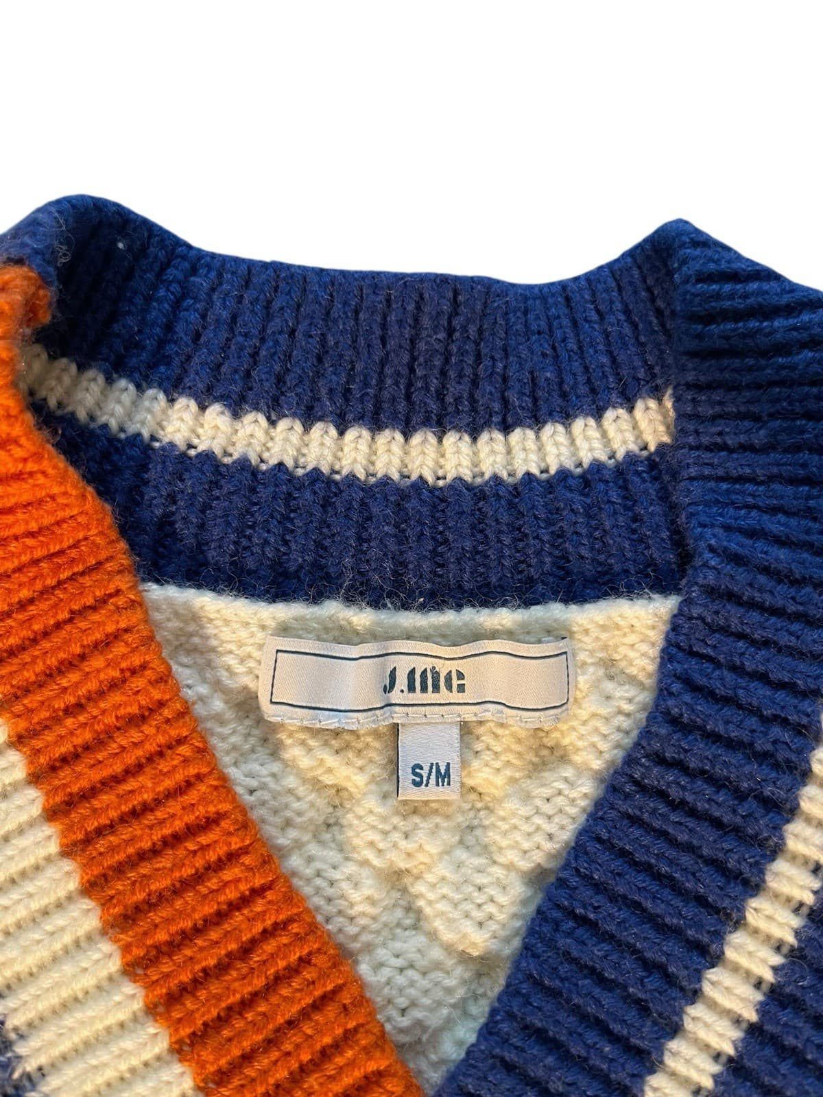 J. Inc Cable Knit Sweater Men's S/M Preppy Cable Knit Varsity V-Neck Style - Thumbnail 4