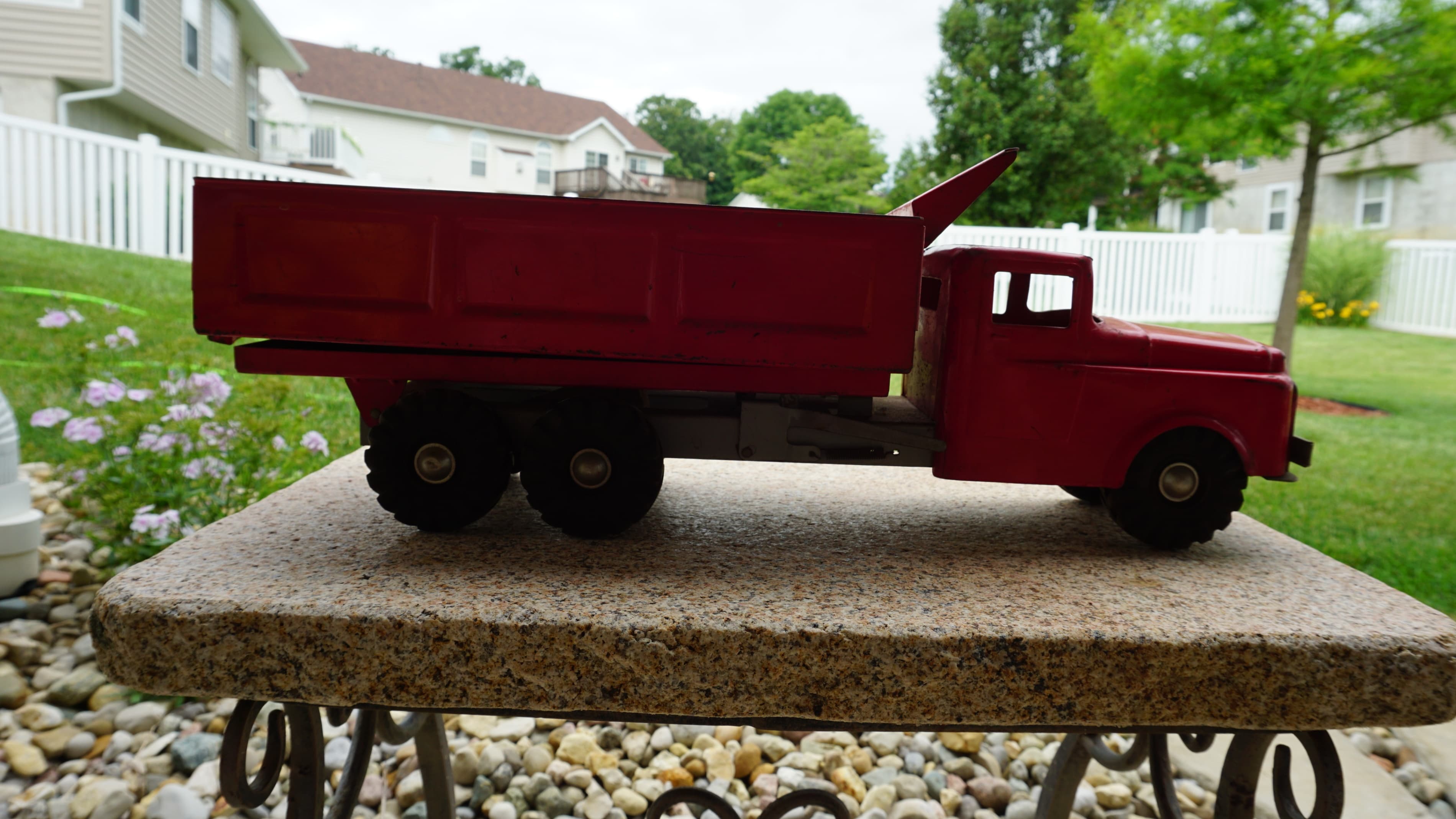 Vintage Metal Toy Trucks and Excavator Set - Thumbnail 5