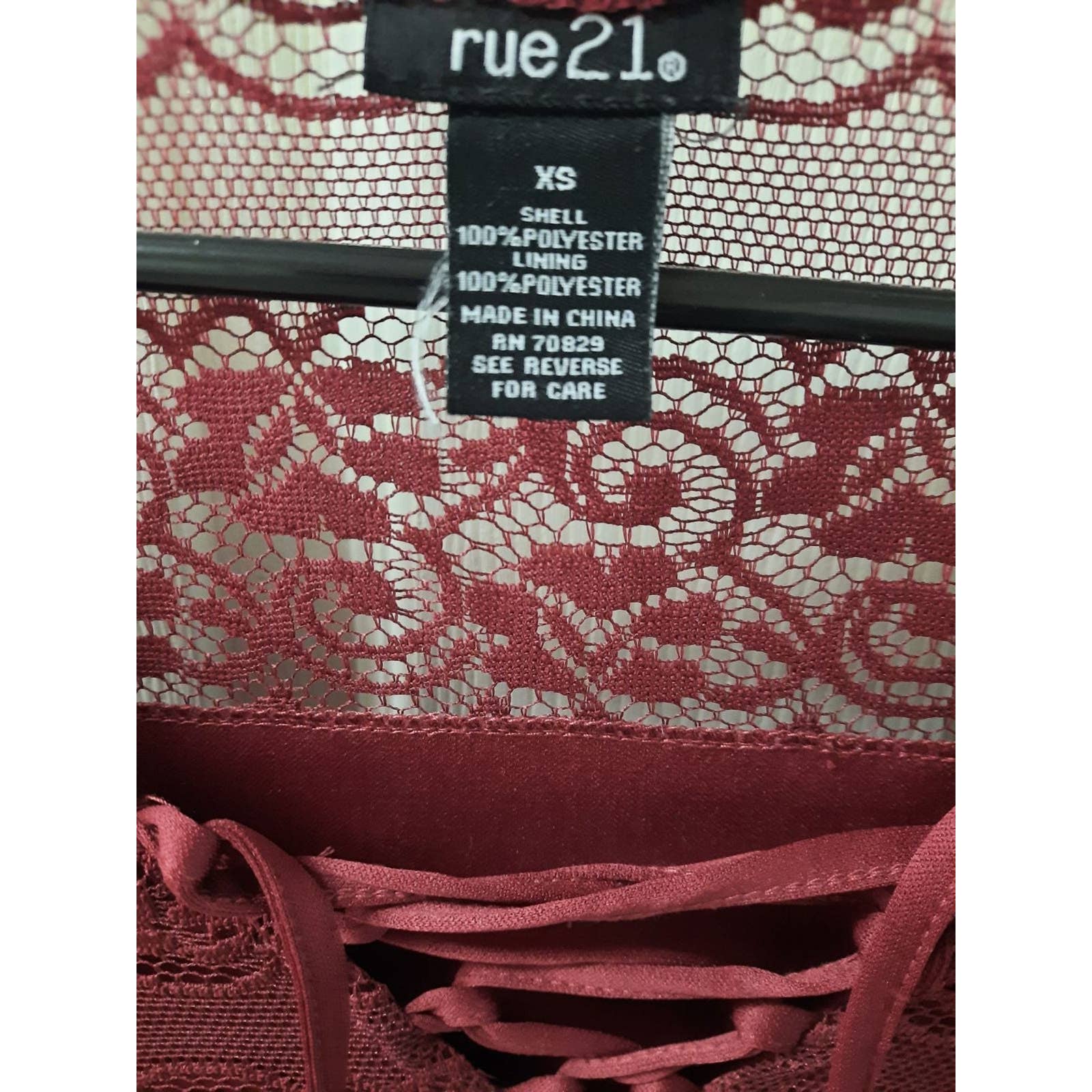 Lace Dress Size XS - Thumbnail 3