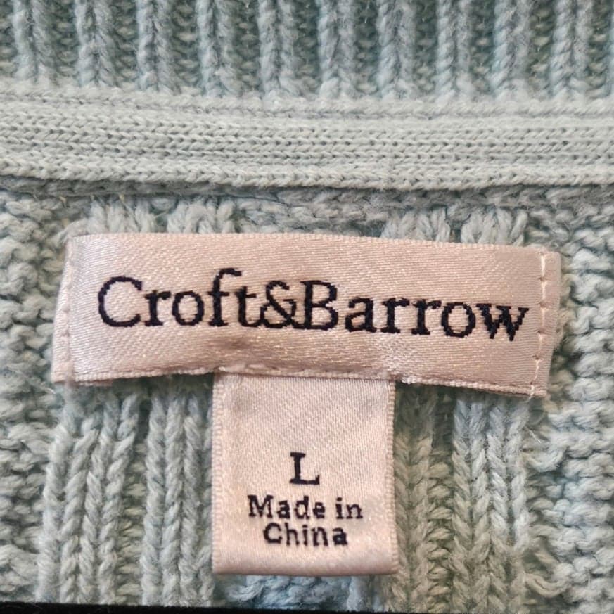 Classic Women's V-neck Sweater - Thumbnail 3