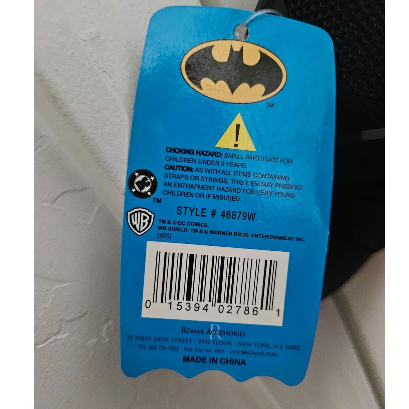 DC Comics Batman Canteen Water Bottle and Carrying Case Adjustable Strap - Thumbnail 5