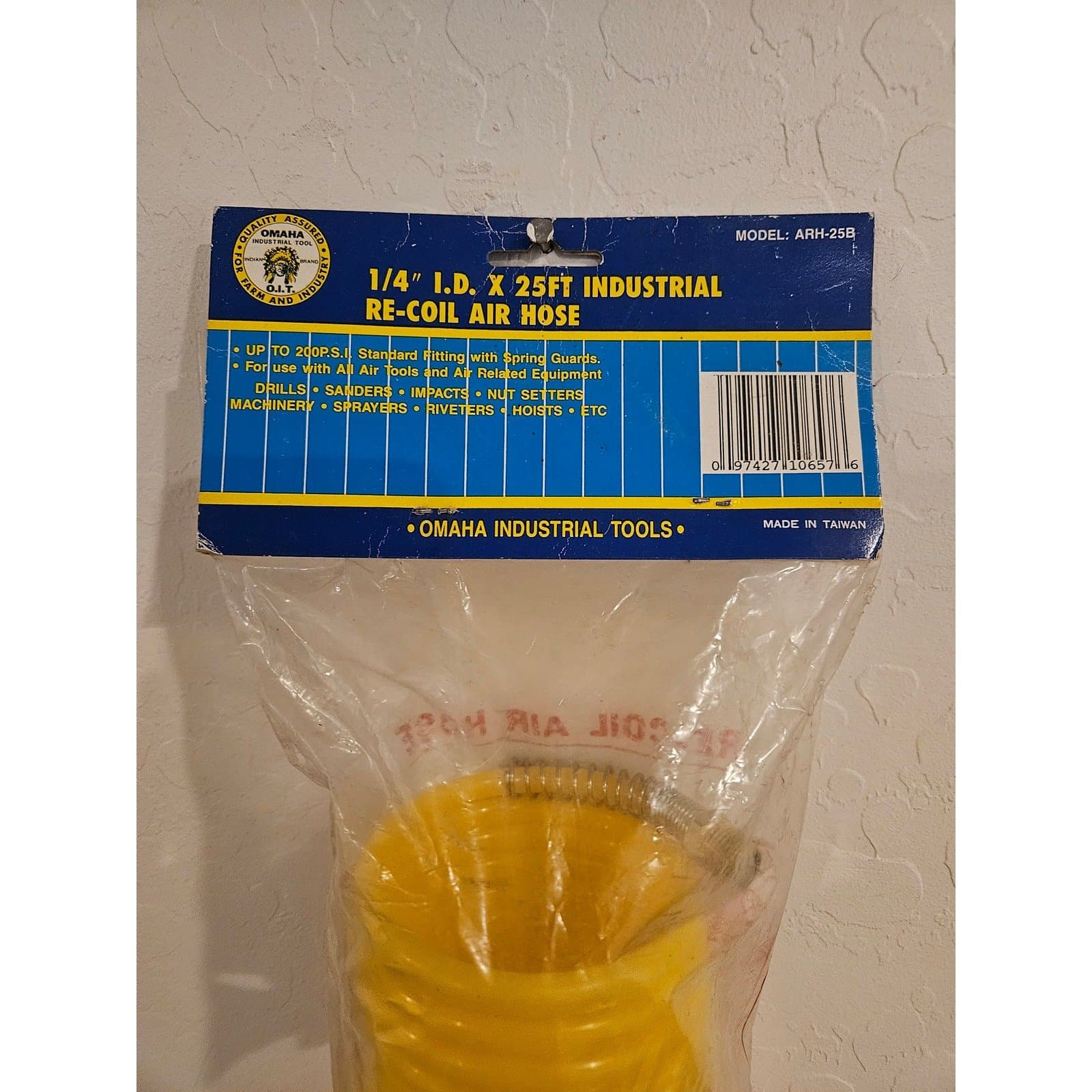 1/4" I.D. X 25ft INDUSTRIAL RE-COIL AIR HOSE - Thumbnail 2