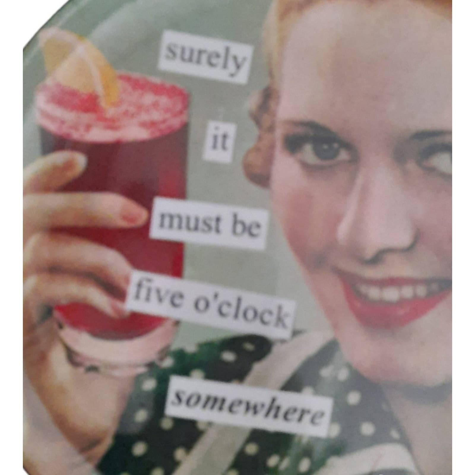 5 o'clock Somewhere Plate - Thumbnail 4