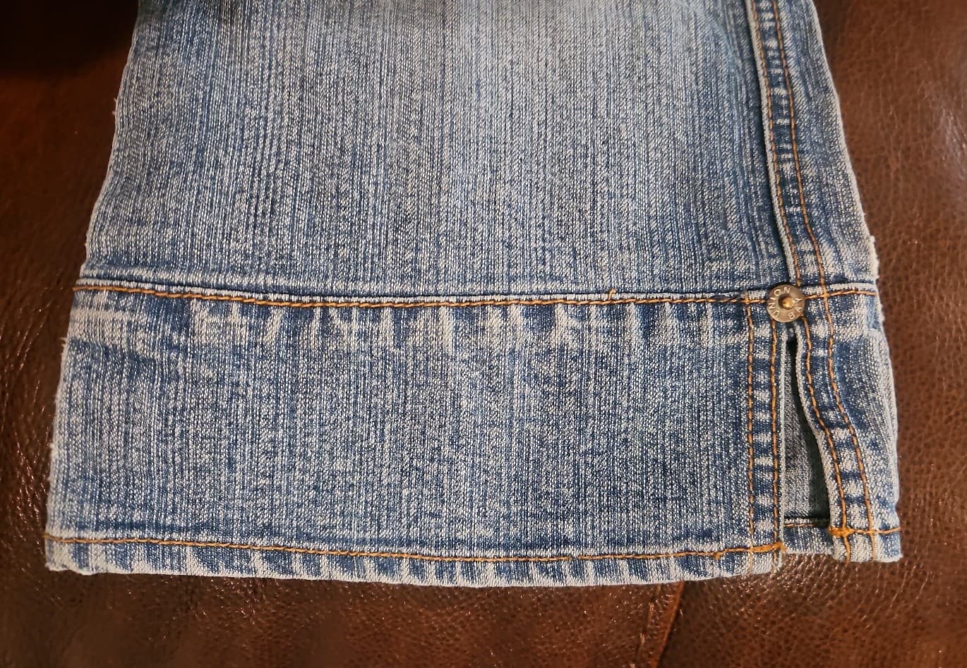 Size 7 Capri Jeans - Thumbnail 5