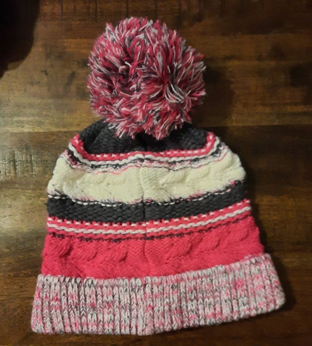 Women's Winter Hat - Thumbnail 2