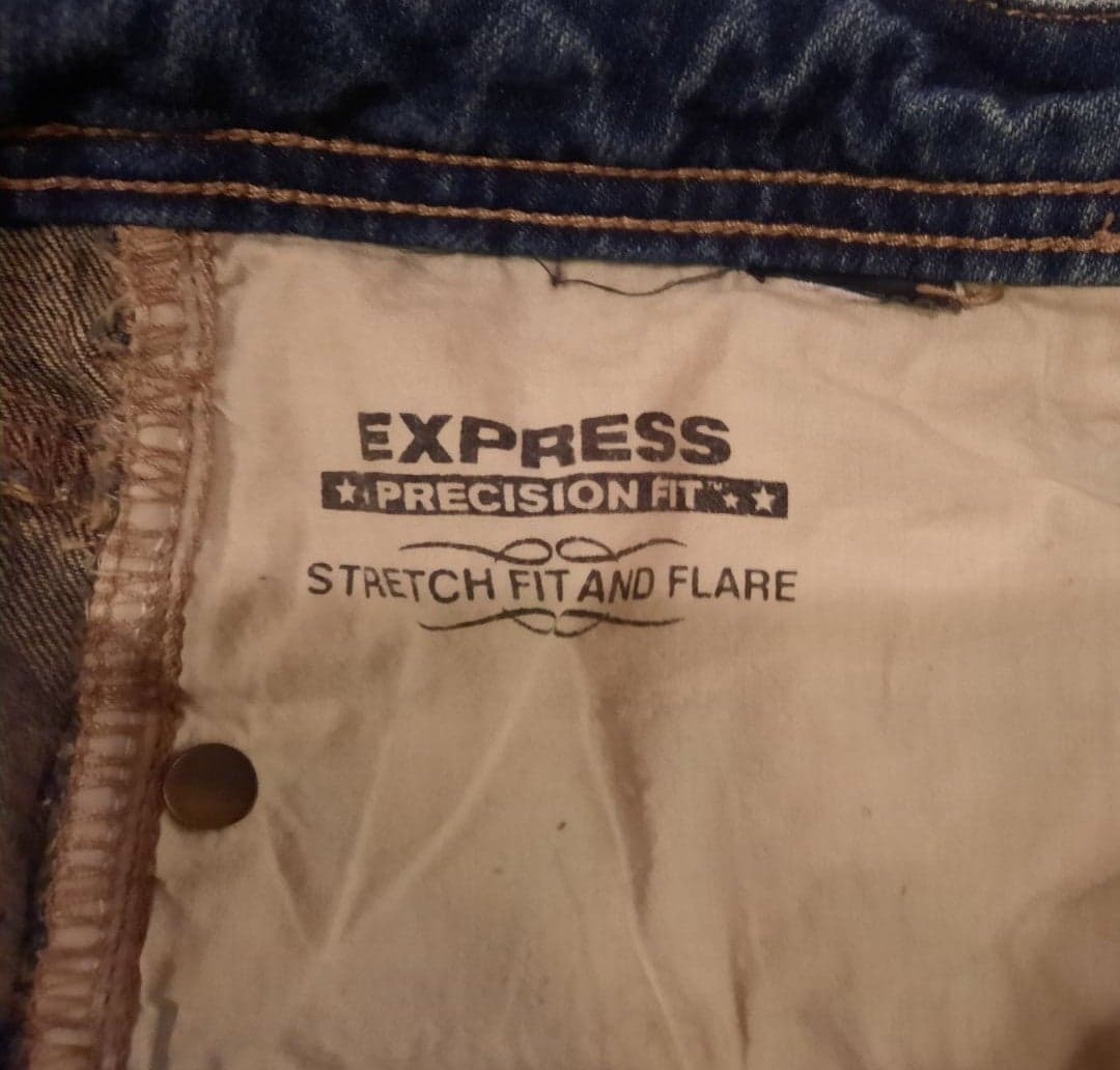 Express Precision Fit Capri Jeans - Thumbnail 5