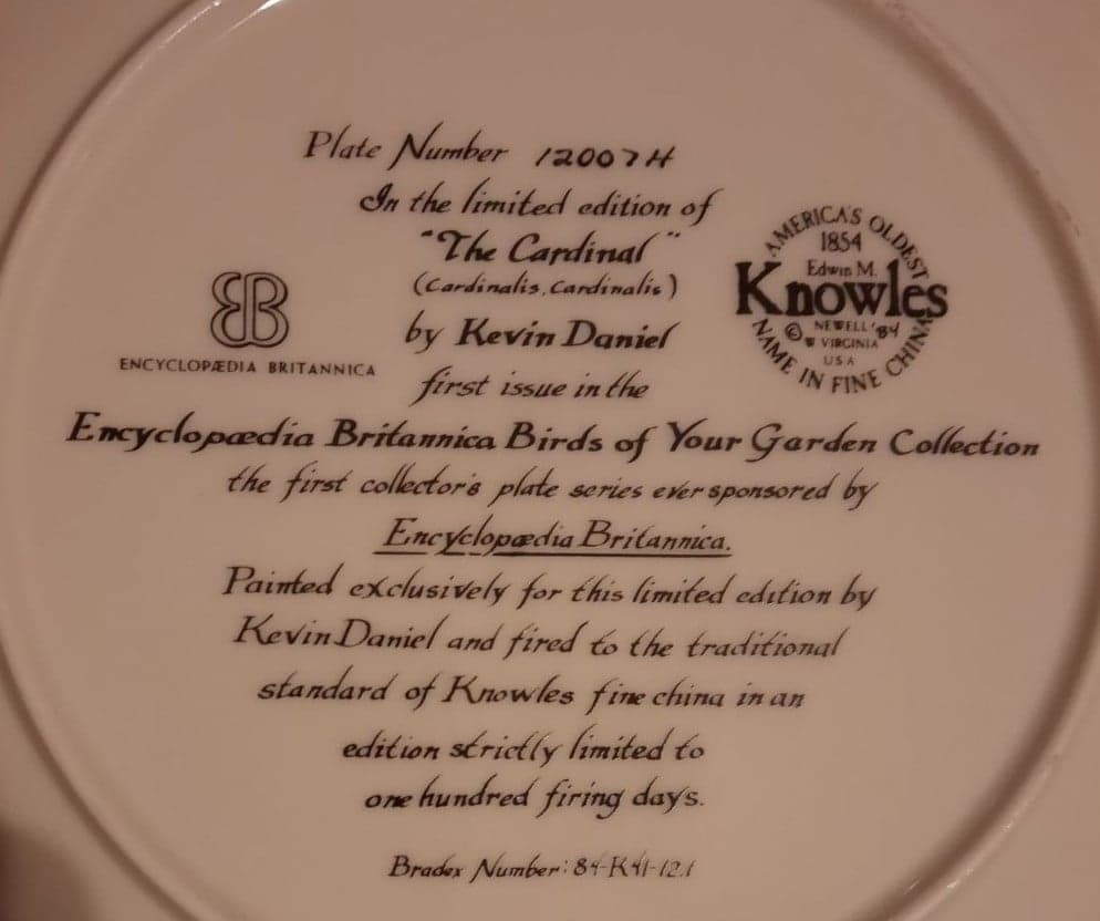 The Cardinal Collector Plate with COA - Thumbnail 5