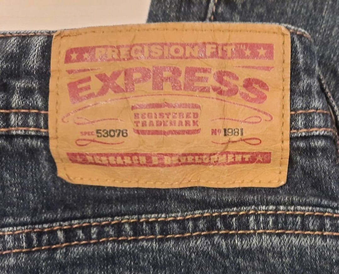Express Precision Fit Capri Jeans - Thumbnail 6