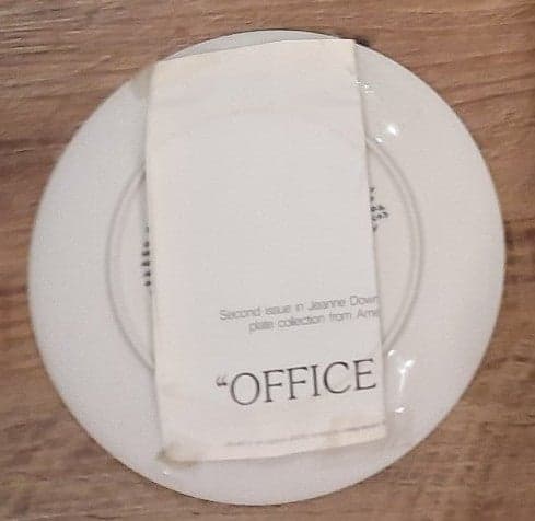 1984 Vintage Collectors Plate - Thumbnail 3