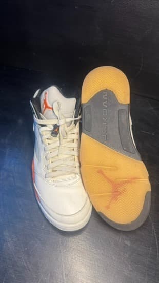 Jordan 5 size 8.5 great condition - Thumbnail 5