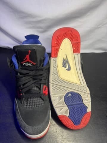 Jordan 4 Size 10 great condition - Thumbnail 5
