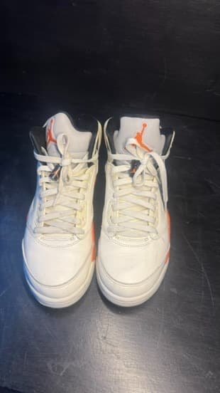 Jordan 5 size 8.5 great condition - Thumbnail 4
