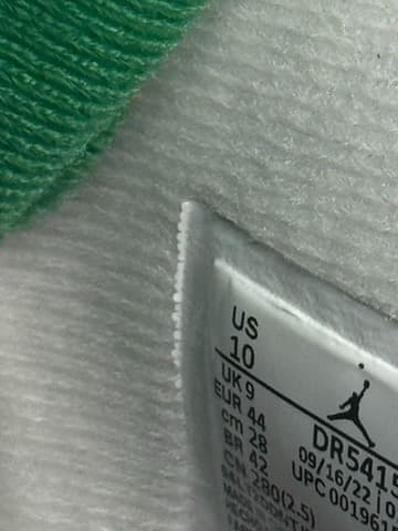 Jordan 4 great condition - Thumbnail 6