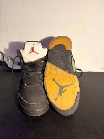 Jordan 5 black good condition - Thumbnail 5