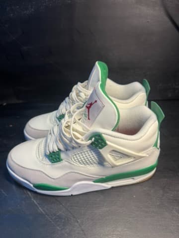 Jordan 4 great condition - Thumbnail 3