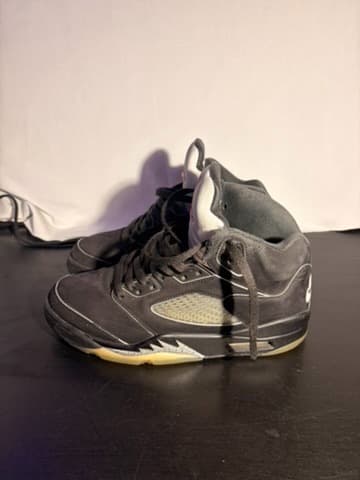 Jordan 5 black good condition - Thumbnail 3