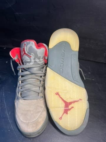 Jordan 5 size 10.5 great condition - Thumbnail 5