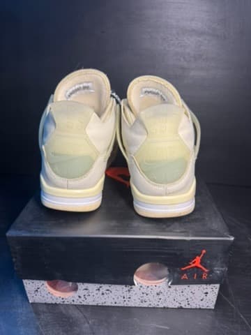 Jordan 4 size 10 with box - Thumbnail 2