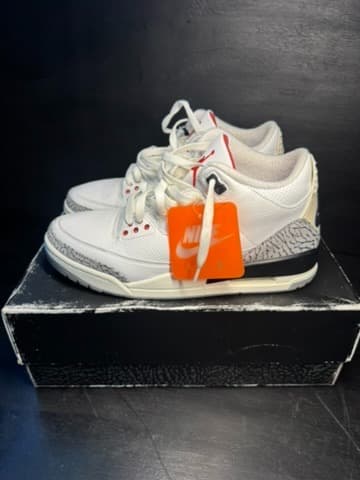 Jordan 3 size 9 with box - Thumbnail 3