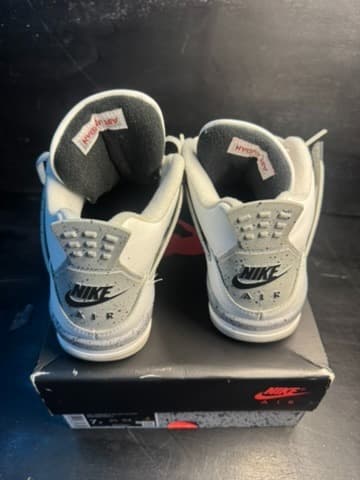 Jordan 4 size 7 box - Thumbnail 2