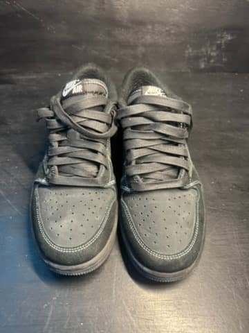 Air Jordan Travis scott size 9.5 - Thumbnail 4