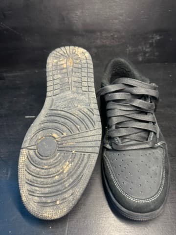 Air Jordan Travis scott size 9.5 - Thumbnail 5