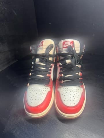 Jordan 1 mid size 5.5 - Thumbnail 4