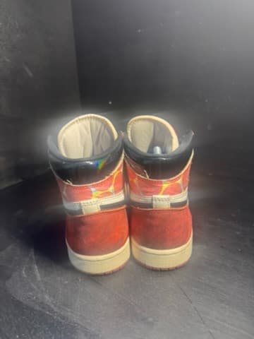 Jordan 1 mid size 5.5 - Thumbnail 2