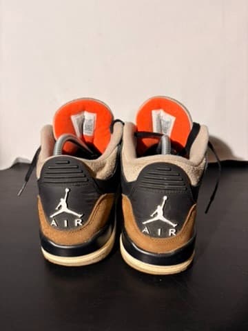 Air Jordan 3 size 7y - Thumbnail 2