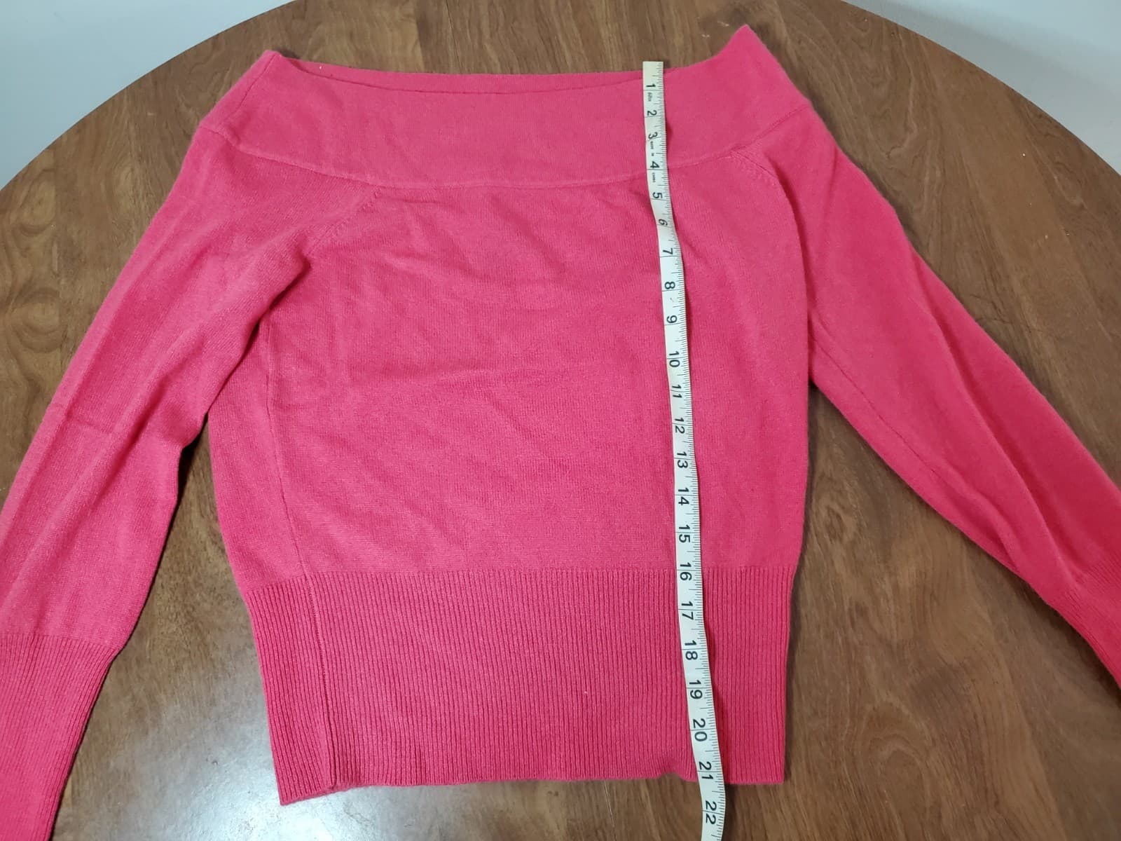 The Limited Women's Pink Boat Neck Sweater Pullover Size Large Cashmere - Thumbnail 3