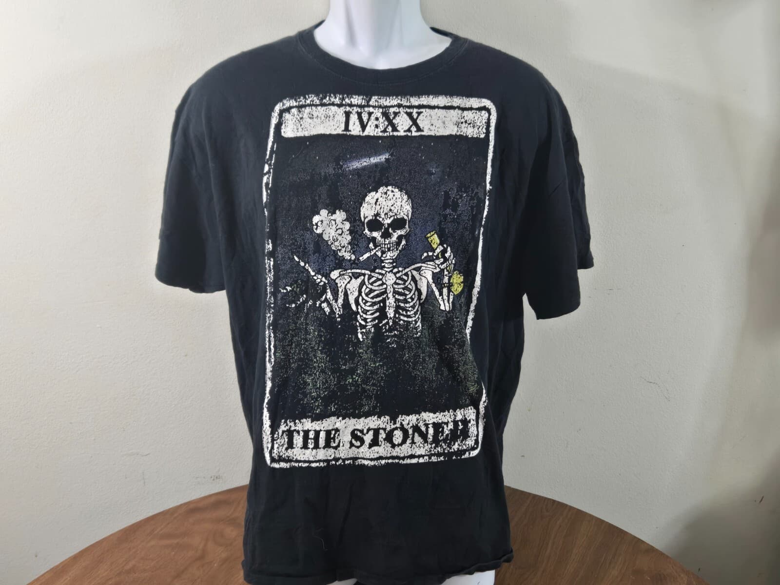 Spencers The Stoner Pot Head Skeleton Tarot Card Graphic Shirt XL Black Bong