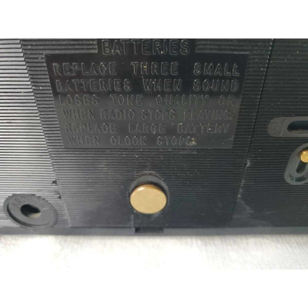 GE Model CT-455A AM Radio With Alarm Cream And Black 1960's Vintage - Thumbnail 8