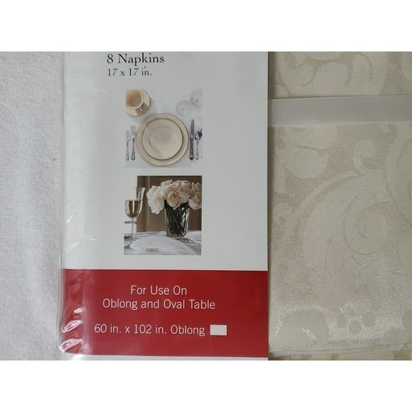 Town & Country Everything Table Set Ivory Floral 60"x102" Oblong 8 Napkins - Thumbnail 3