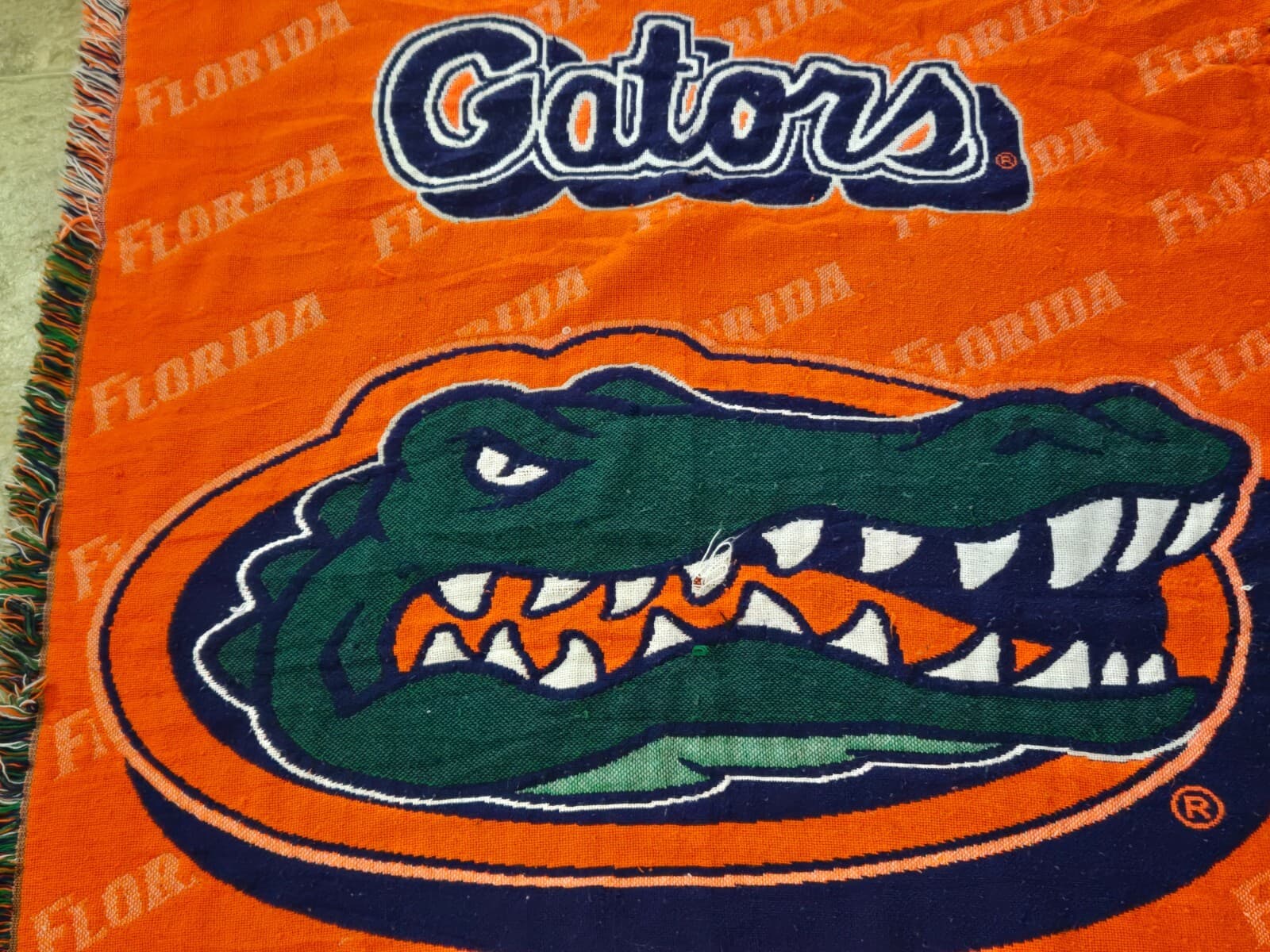 The Northwest Company Vintage Flordia Gators Blanket Throw Sofa Orange Green - Thumbnail 8