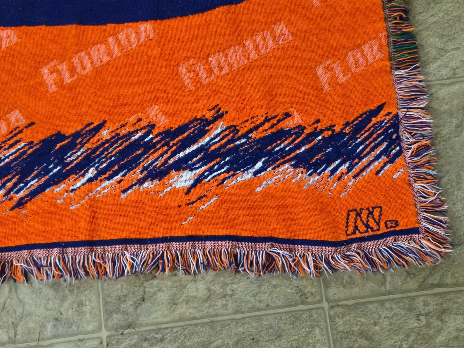 The Northwest Company Vintage Flordia Gators Blanket Throw Sofa Orange Green - Thumbnail 10