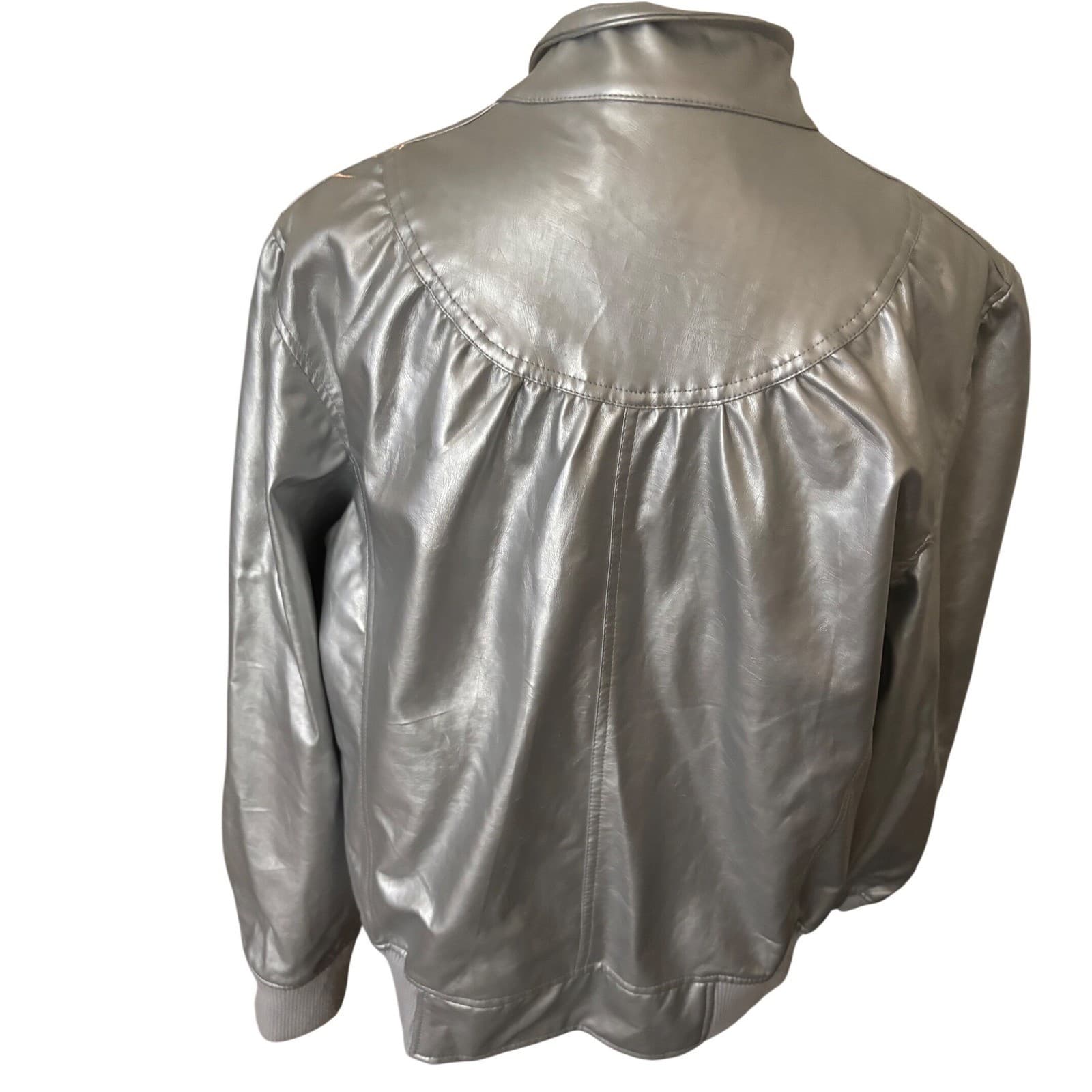 Rocawear Mens Metallic Silver Faux Leather Bomber Jacket Gold Logo 2X Streetwear - Thumbnail 3