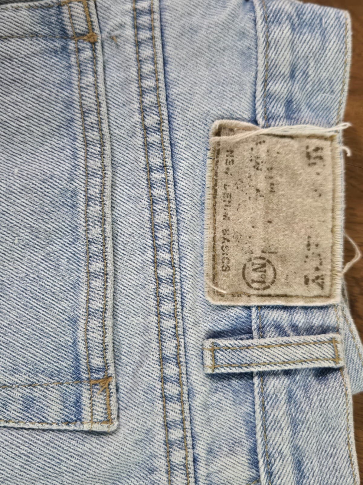 Bugle Boy Jeans Mens Size 32 X 30.5 Tapered Leg Light Blue Wash Vintage 90s Y2K - Thumbnail 7