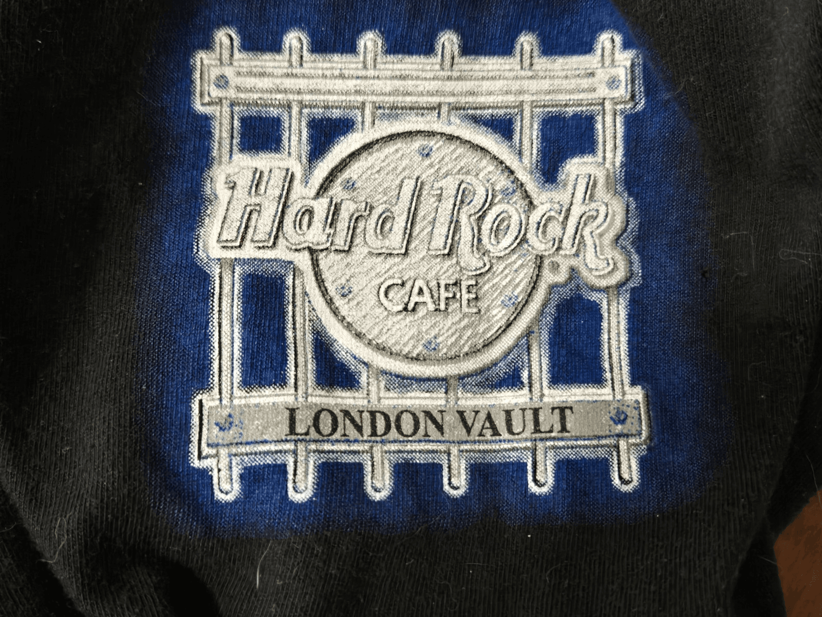 Hard Rock Cafe London Vintage T-Shirt Black With Colorful Back Graphic Size L