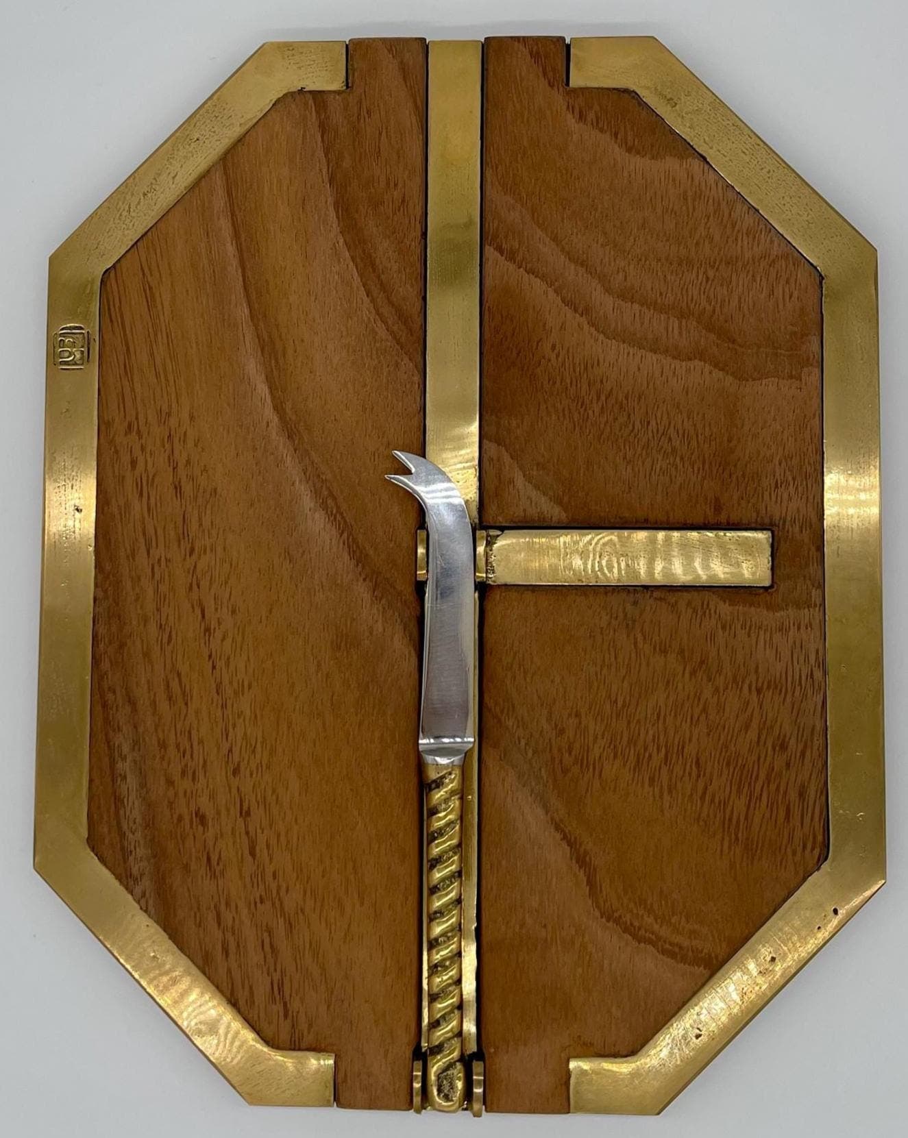 David Marshall Brutalist Cheese Tray with Knife, Beech Wood Brass, 1980s Spain - Thumbnail 5