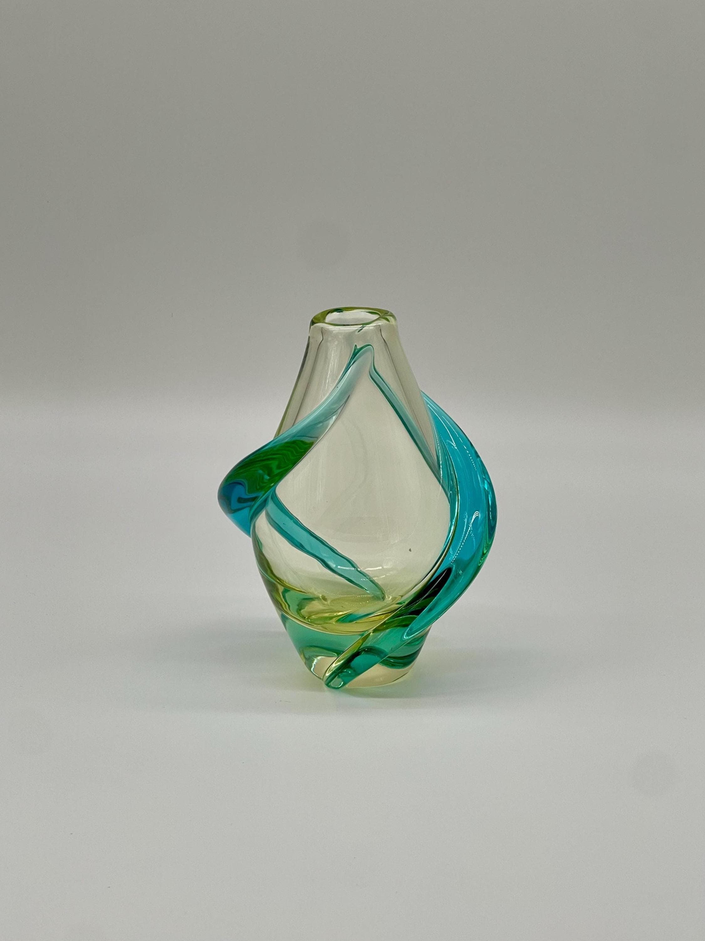 František Zemek Rhapsody Vase, 1960s Czech Bohemian Wrapped Ribbon Art Glass