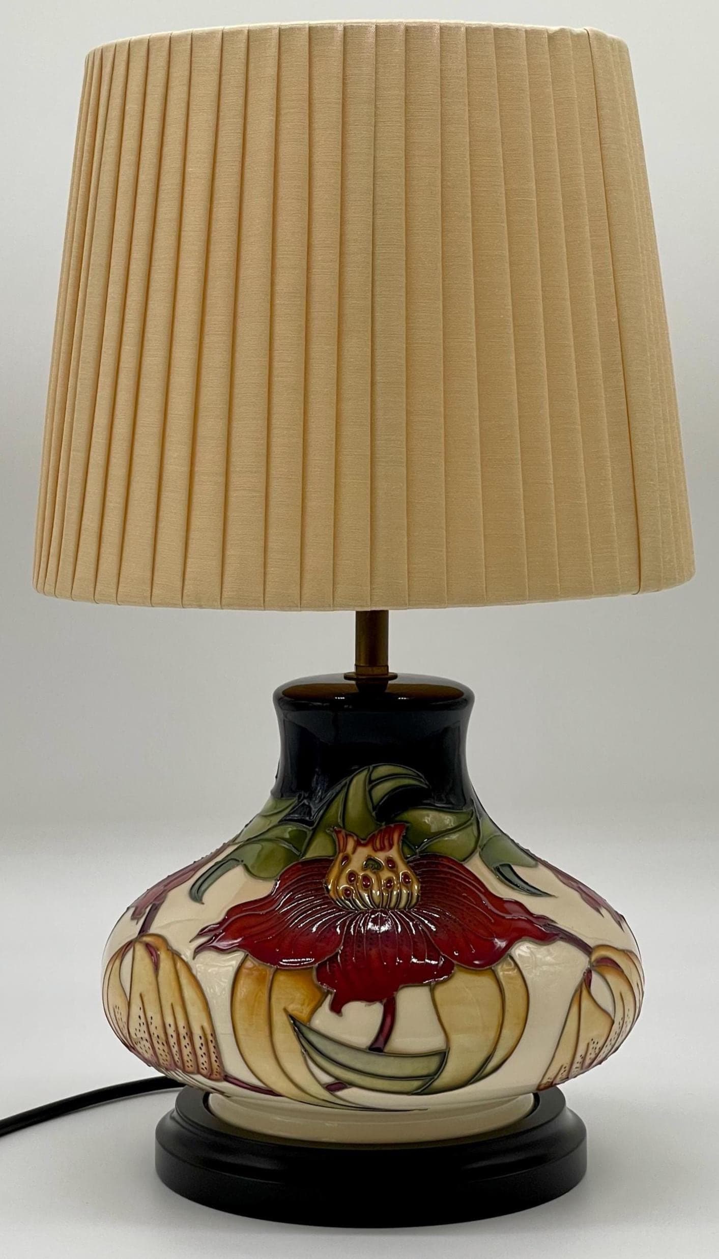Vintage Moorcroft Anna Lily Lamp, Nicola Slaney Art Pottery, Tube-Lined Floral Ceramic - Thumbnail 2