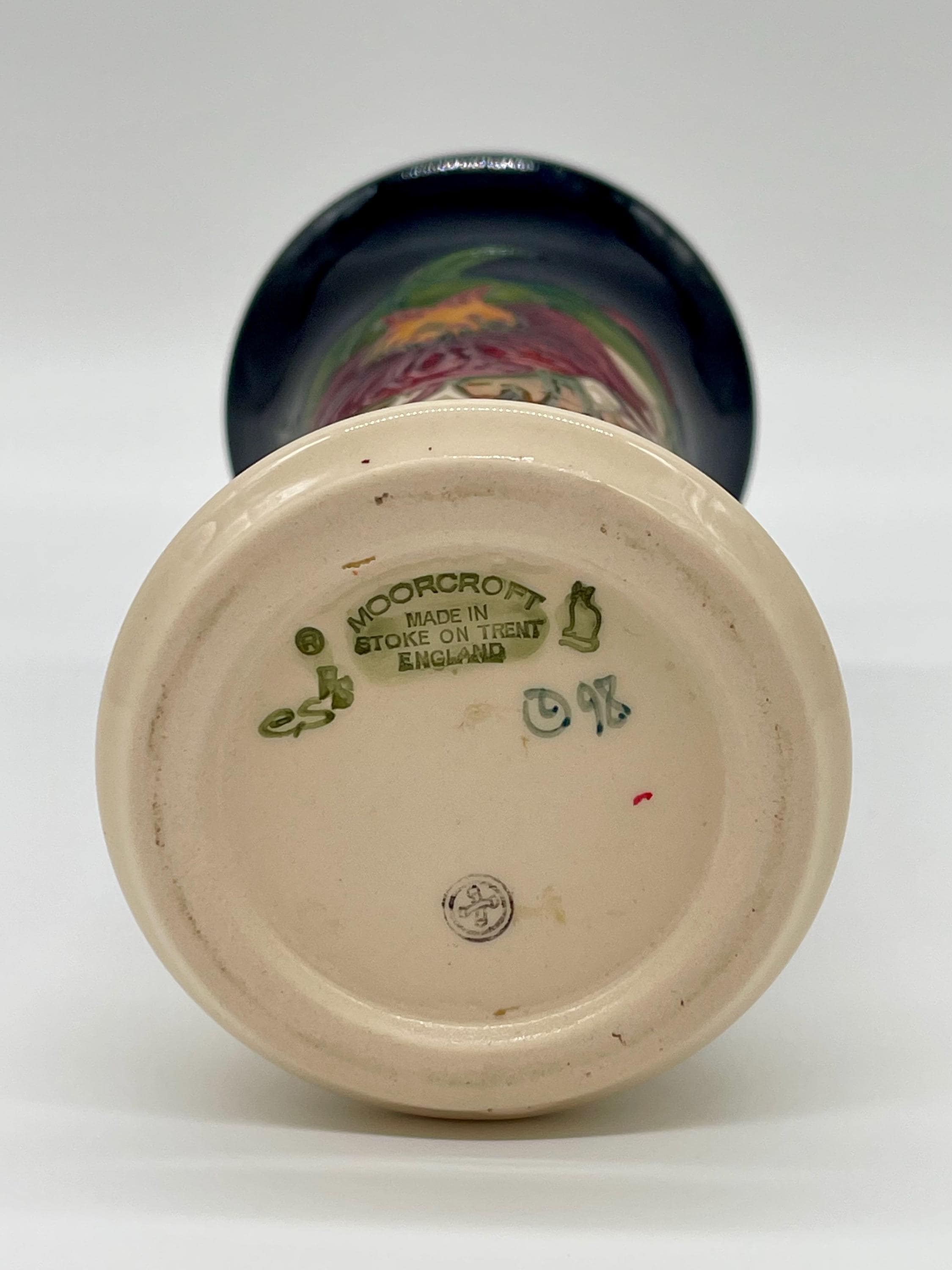 Moorcroft Anna Lily Vase – Nicola Slaney Hand-Painted English Ceramic 8.1” - Thumbnail 7