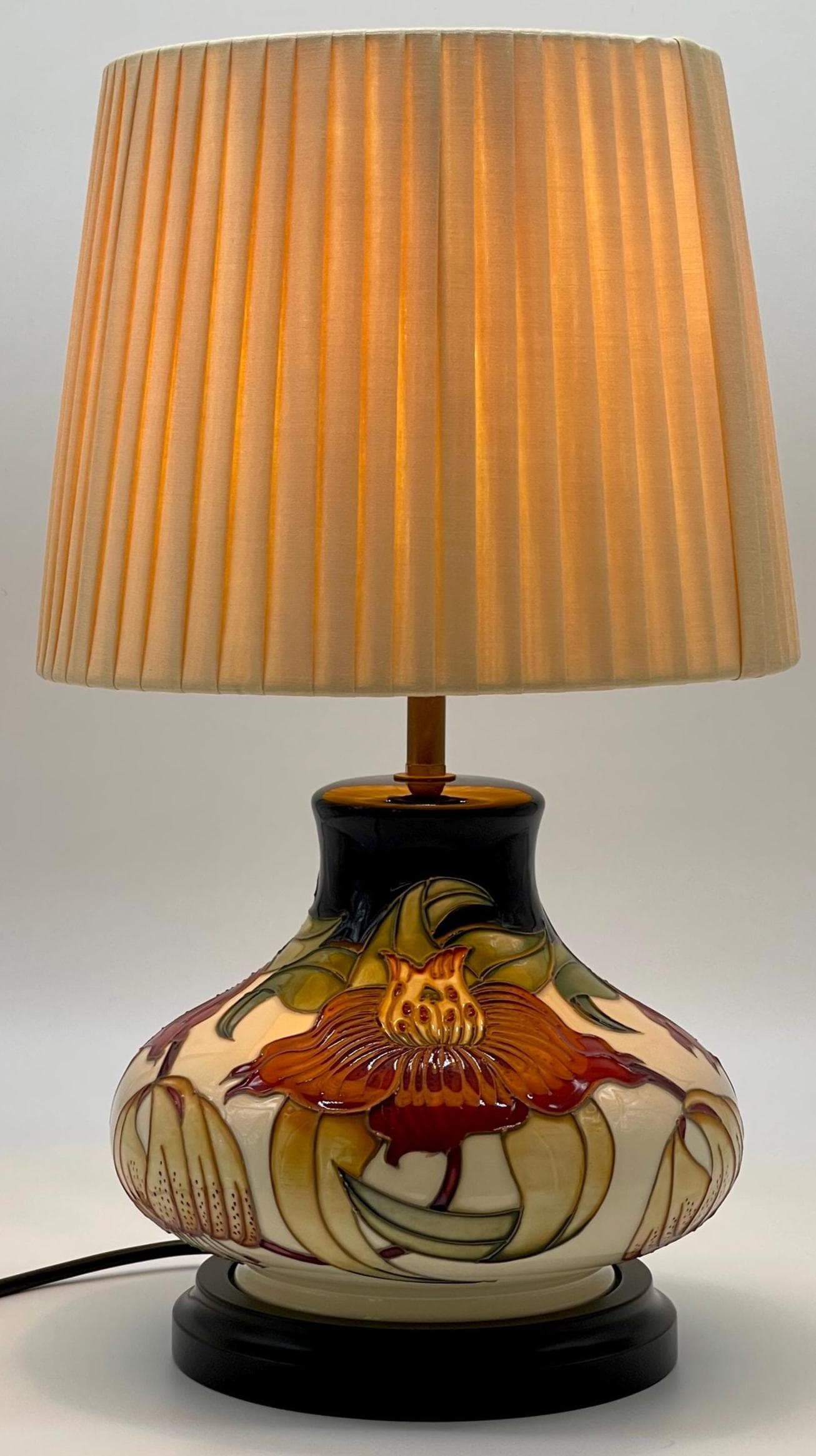 Vintage Moorcroft Anna Lily Lamp, Nicola Slaney Art Pottery, Tube-Lined Floral Ceramic - Thumbnail 5
