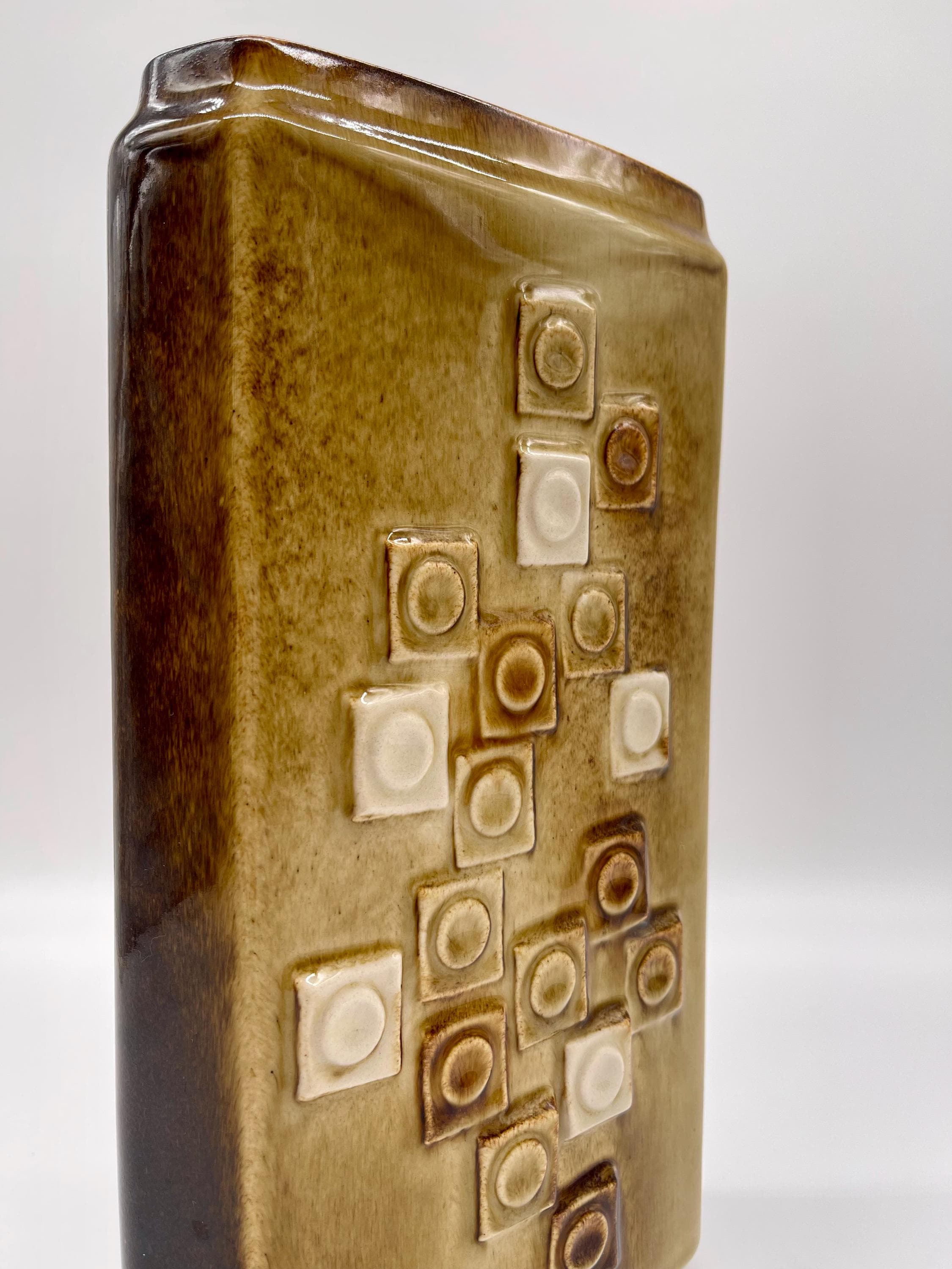 Vintage Ditmar Urbach "Mozaika" Cube Relief Vase, 1960s Czechoslovakian Mid-Century Modern Ceramic Block Pottery - Thumbnail 14