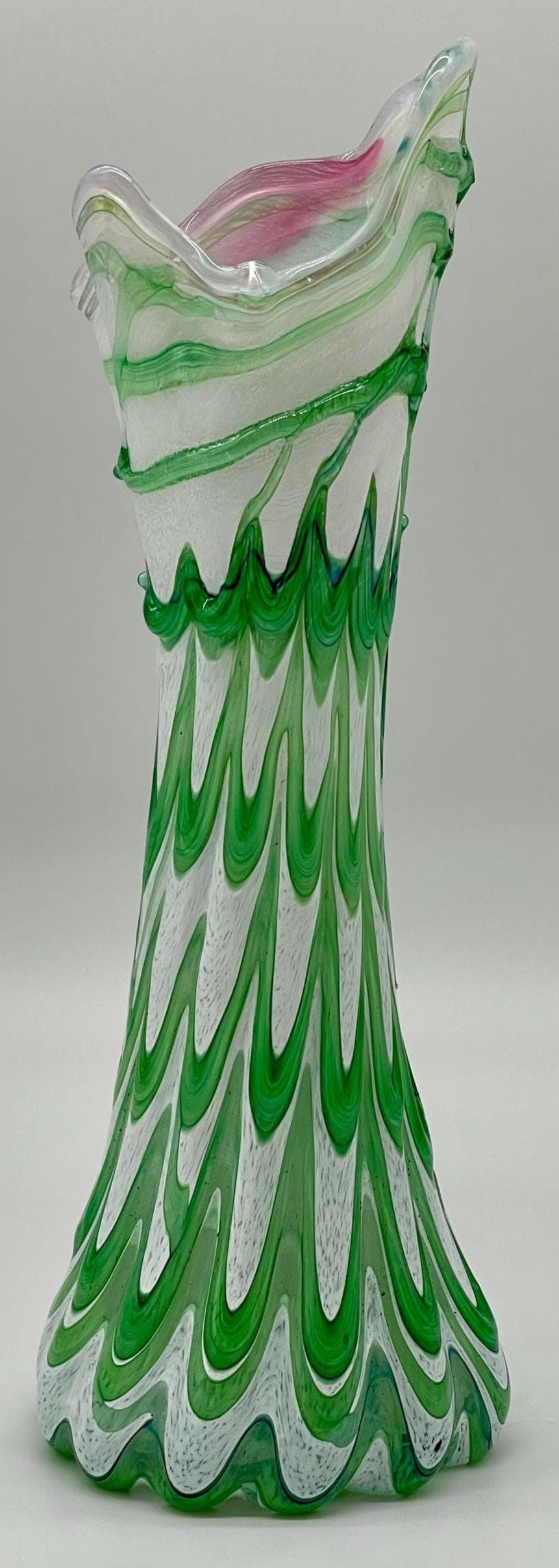 Vintage Murano Fenicio Glass Vase, Green White Pulled Feather Jack-in-the-Pulpit - Thumbnail 3