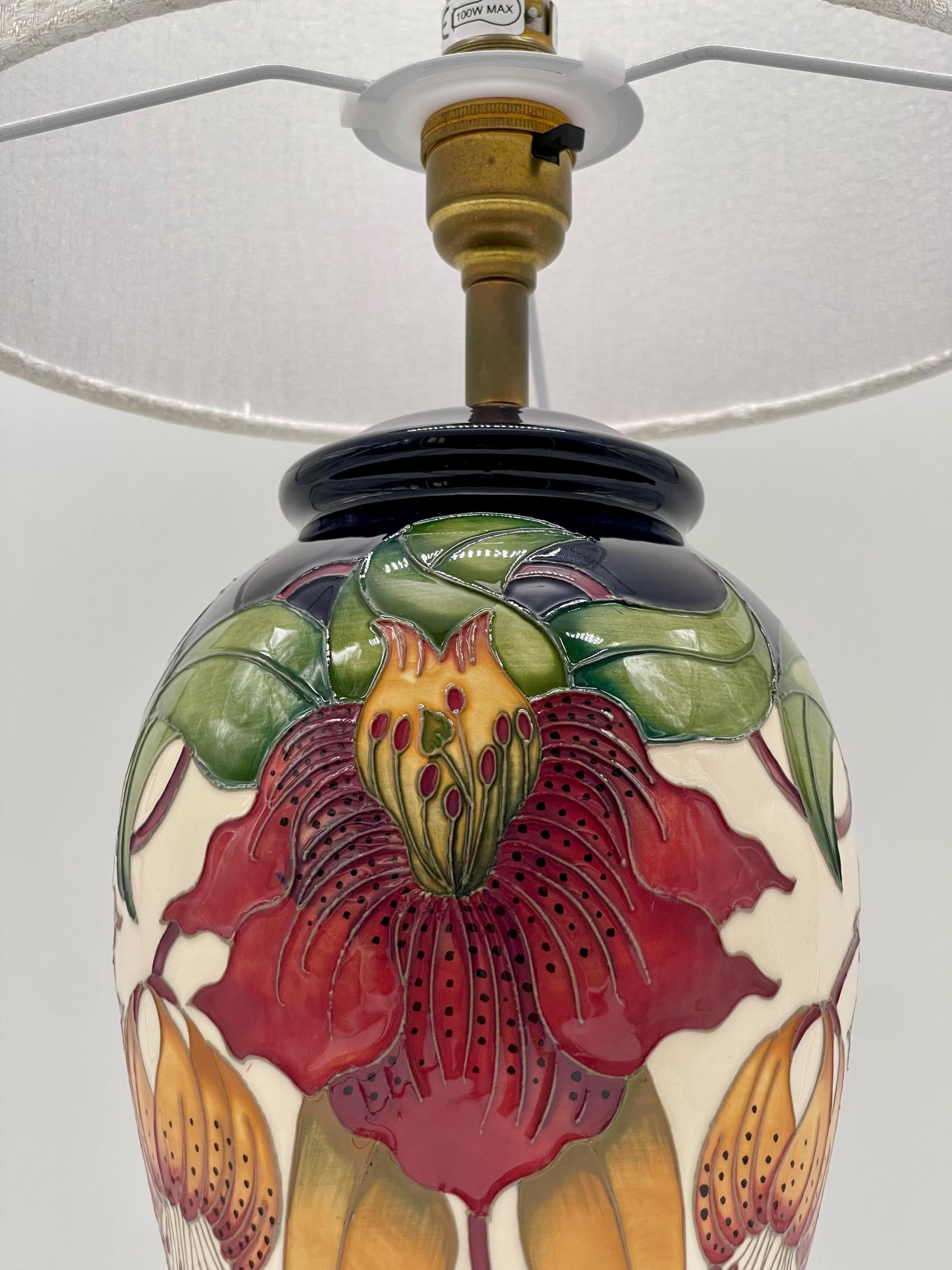 Moorcroft Anna Lily Table Lamp, Nicola Slaney Hand-Painted Pottery Baluster Shade - Thumbnail 6
